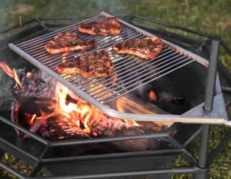 Adjustable BBQ Grill