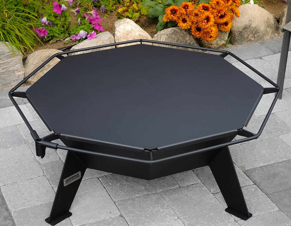 Steel lid in an outdoor setting