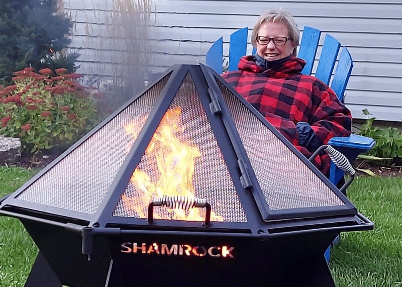 Custom 3′ Cottager With Family Crest