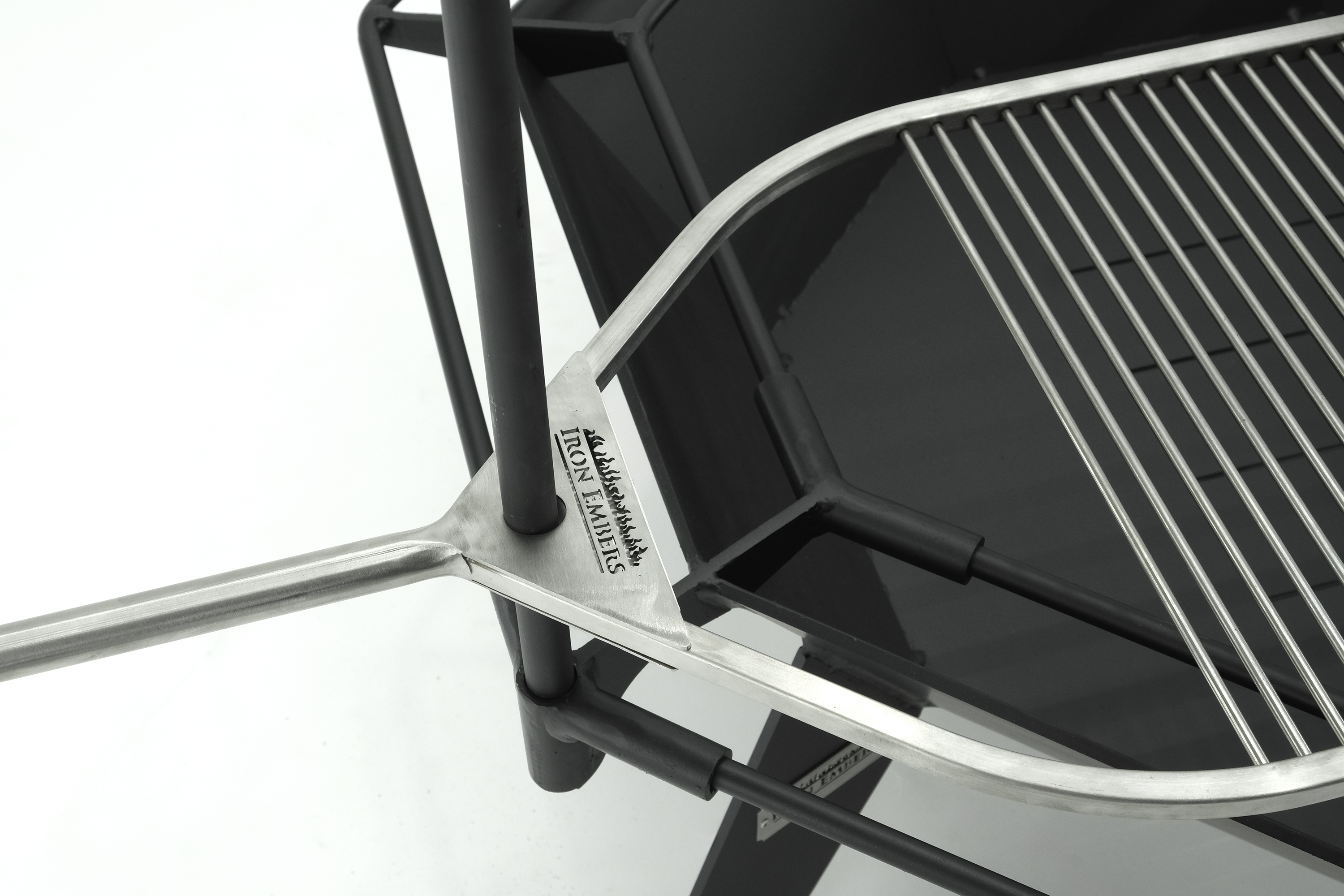 Adjustable BBQ Grill