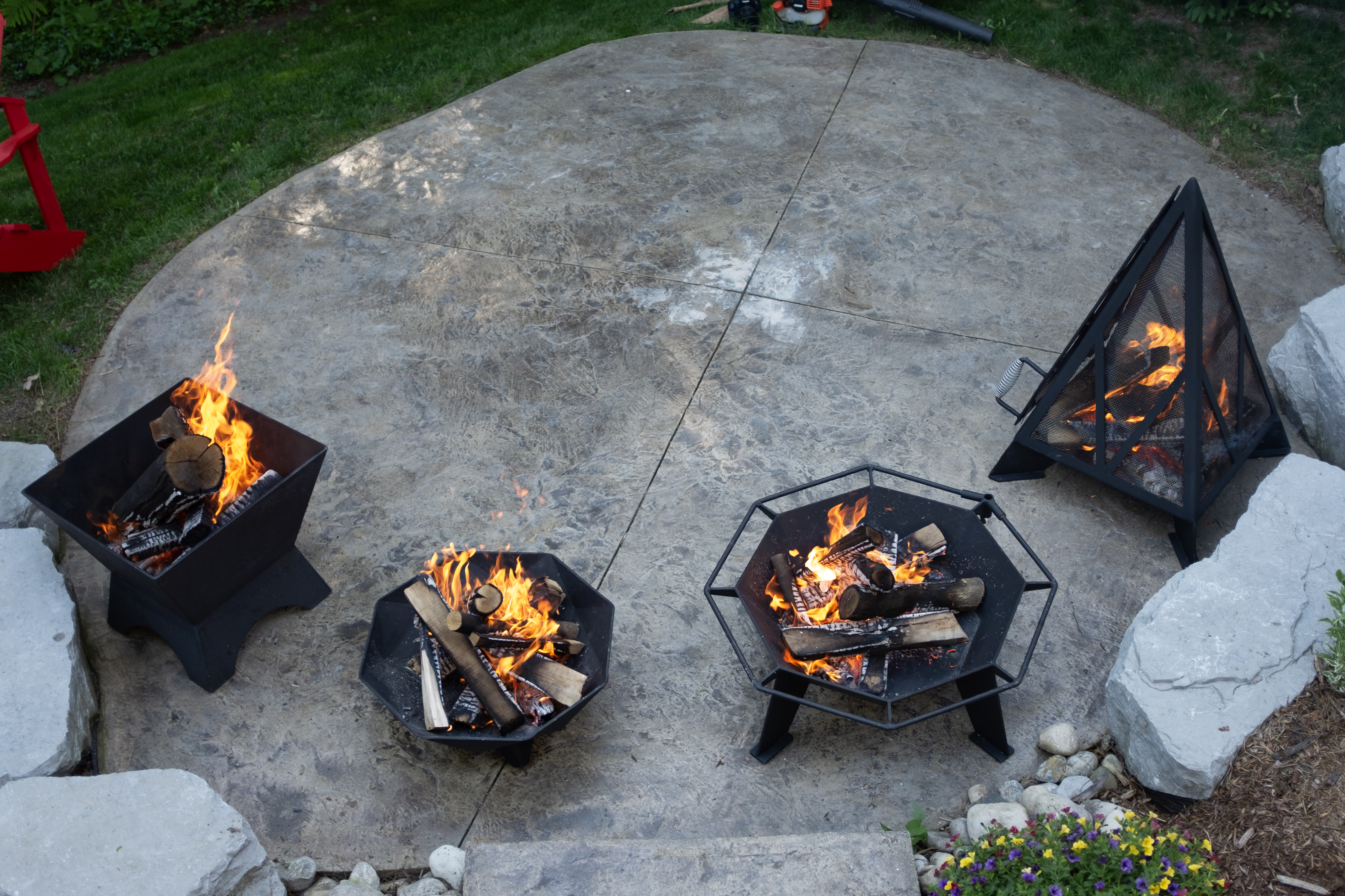 Gas fire pit collection detail